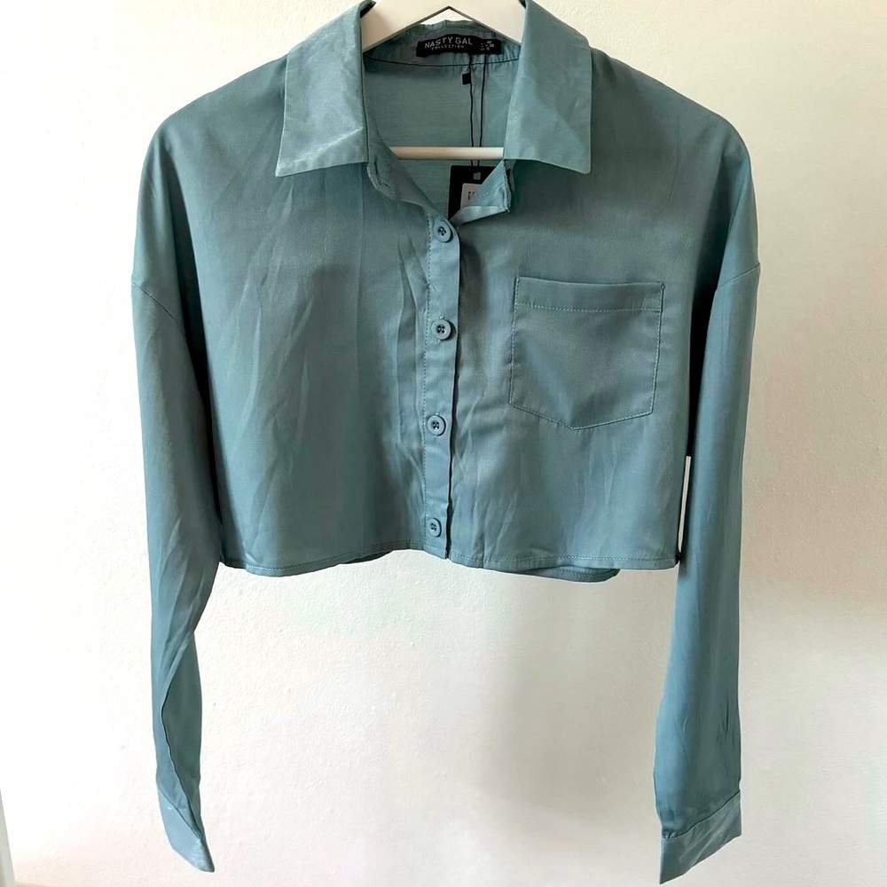 NWT ✨ Nasty Gal Blue Crop Top